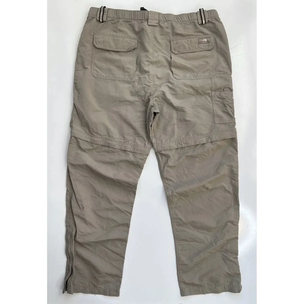 North Face Paramount Peak Active A146 Convertible Zip Off Nylon Pants / Men's XL